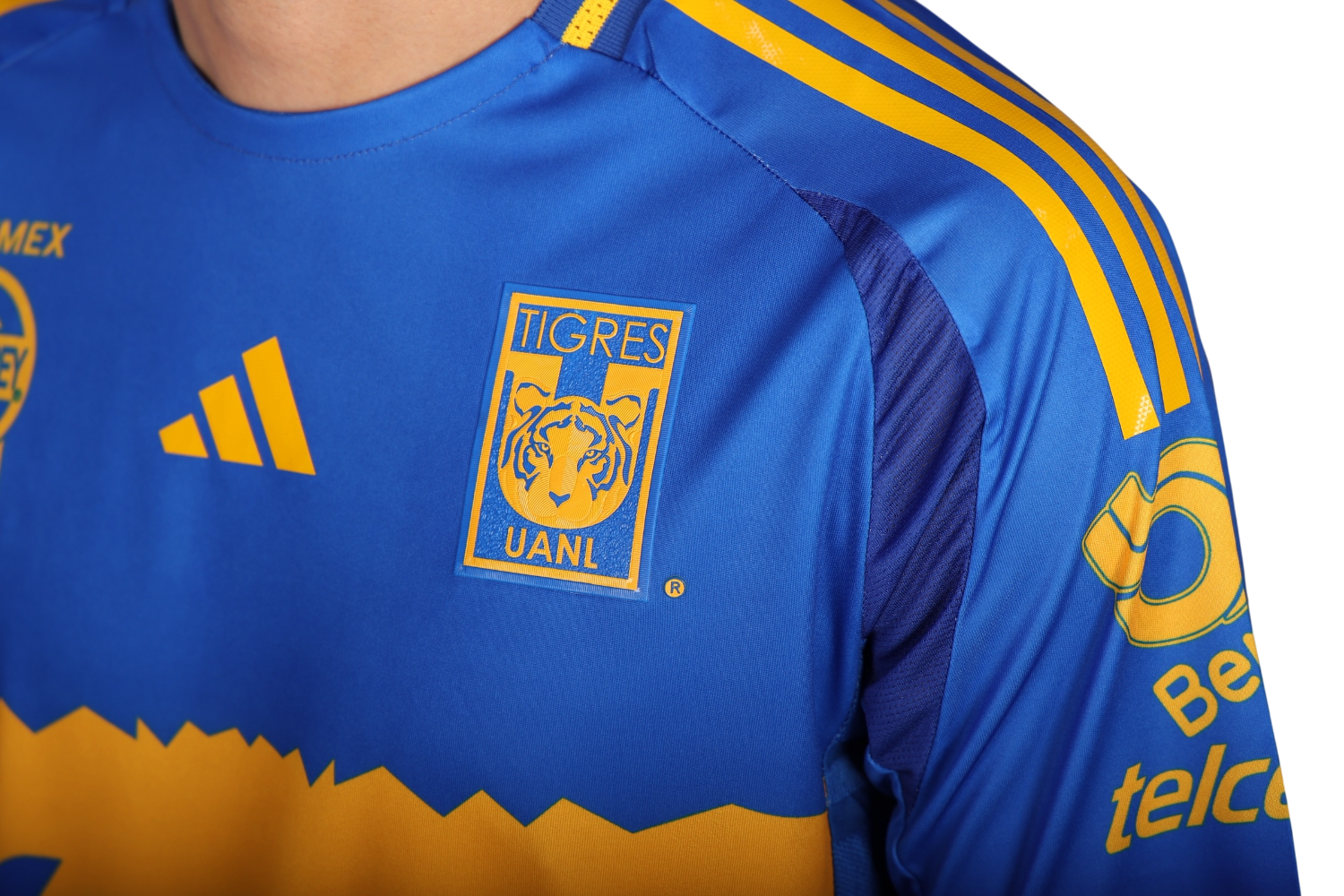 Tigres Visita Bitso 24-25 Versión Jugador