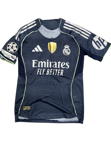 Real Madrid Visita 25-26 3 Parches Version Jugador