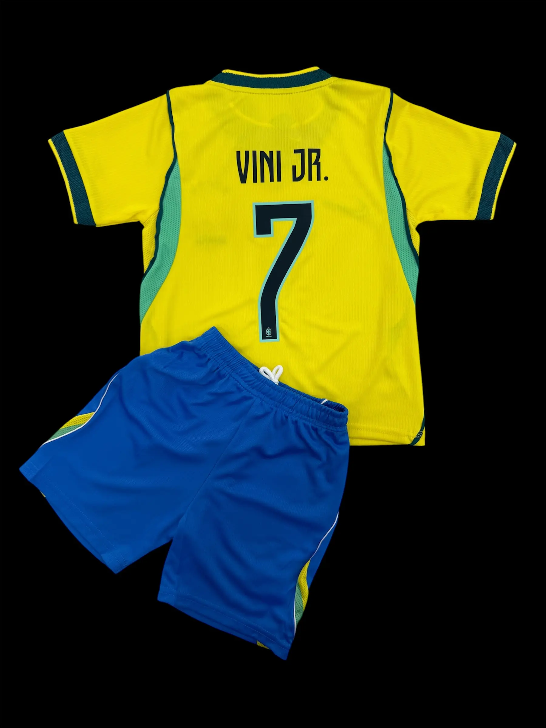 Conjunto Brasil Local 2026 Vini Jr Infantil / Juvenil 3 a 14 años